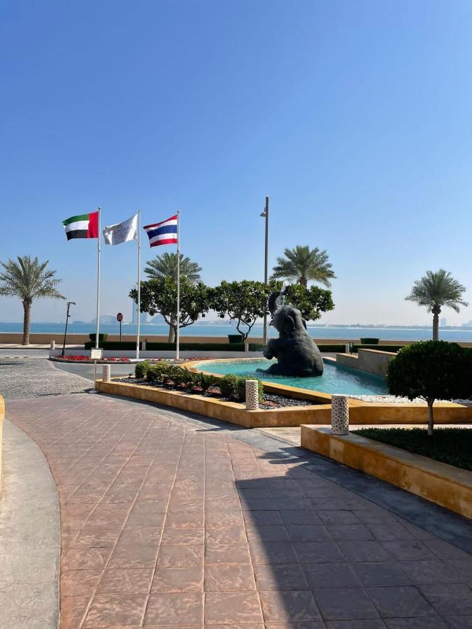 Anantara Hotel Apartment Palm Jumeirah Connected Anantara Hotel Dubai Exterior photo